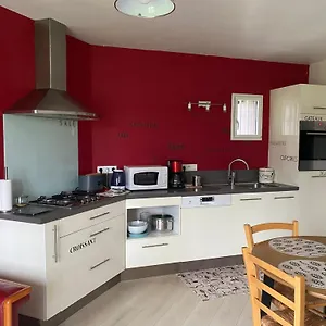  Hébergement de vacances Maison Et Jardin 2chambres 2salles De Bain France